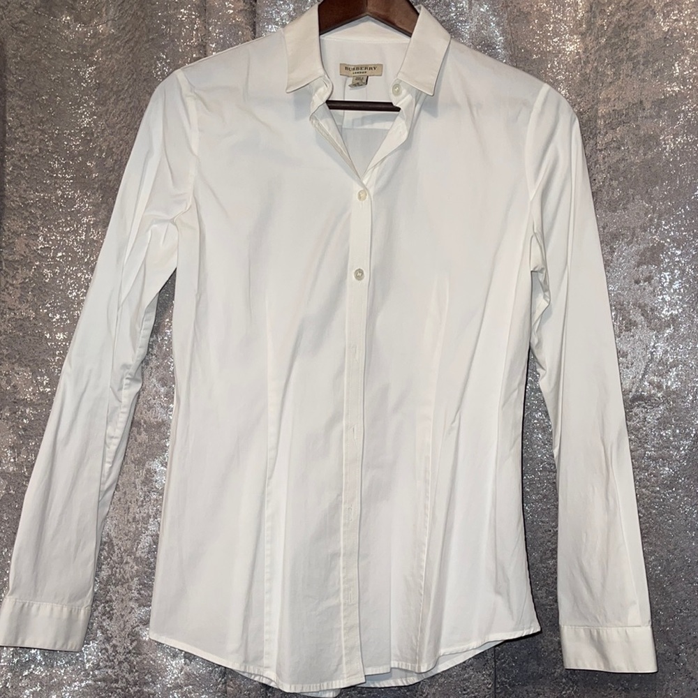Burberry white collar top